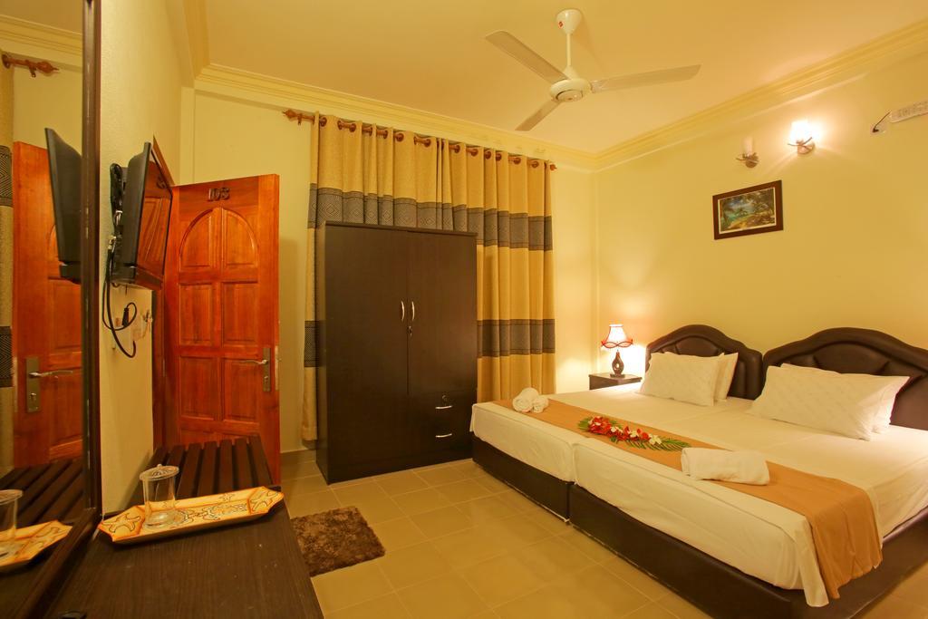Hanifaru Transit Inn Dharavandhoo Ruang foto