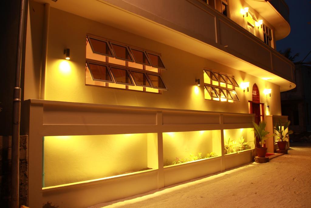 Hanifaru Transit Inn Dharavandhoo Bagian luar foto
