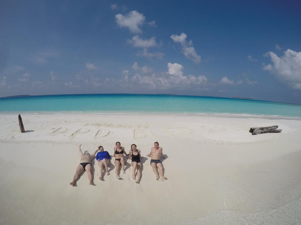 Hanifaru Transit Inn Dharavandhoo Bagian luar foto