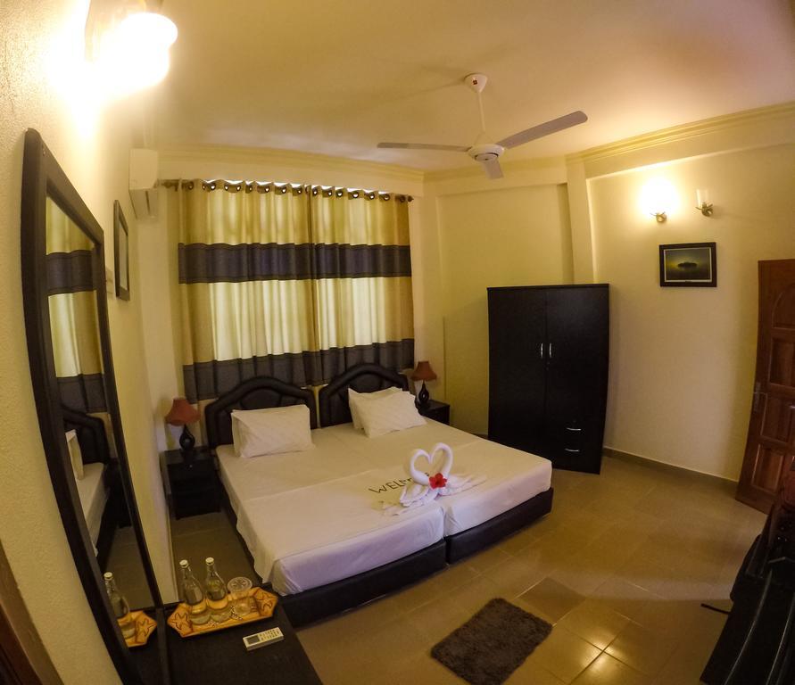 Hanifaru Transit Inn Dharavandhoo Bagian luar foto